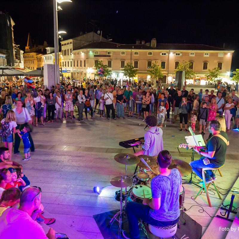 Music On The Square Musik Auf Dem Platz Veranstaltungen In Pore